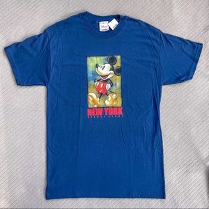 Disney Store Mickey Mouse New York City Navy Blue T-Shirt (Men's/Unisex Medium)